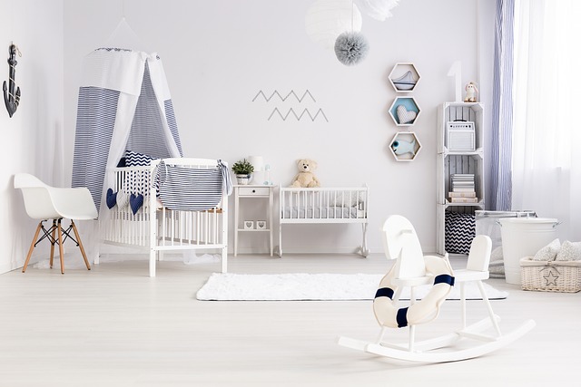 Multicolor Wallpapers for Playful Kids’ Rooms