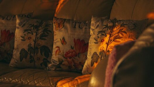 Animal-Themed Wallpapers for Toddler Bedrooms